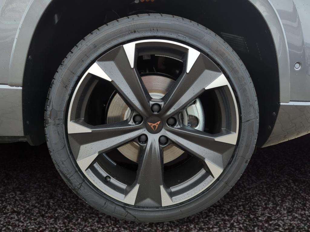 Ateca 1.5 TSI 7G-DSG+NAVI+SHZ+KESSY+AHK+360°KAM