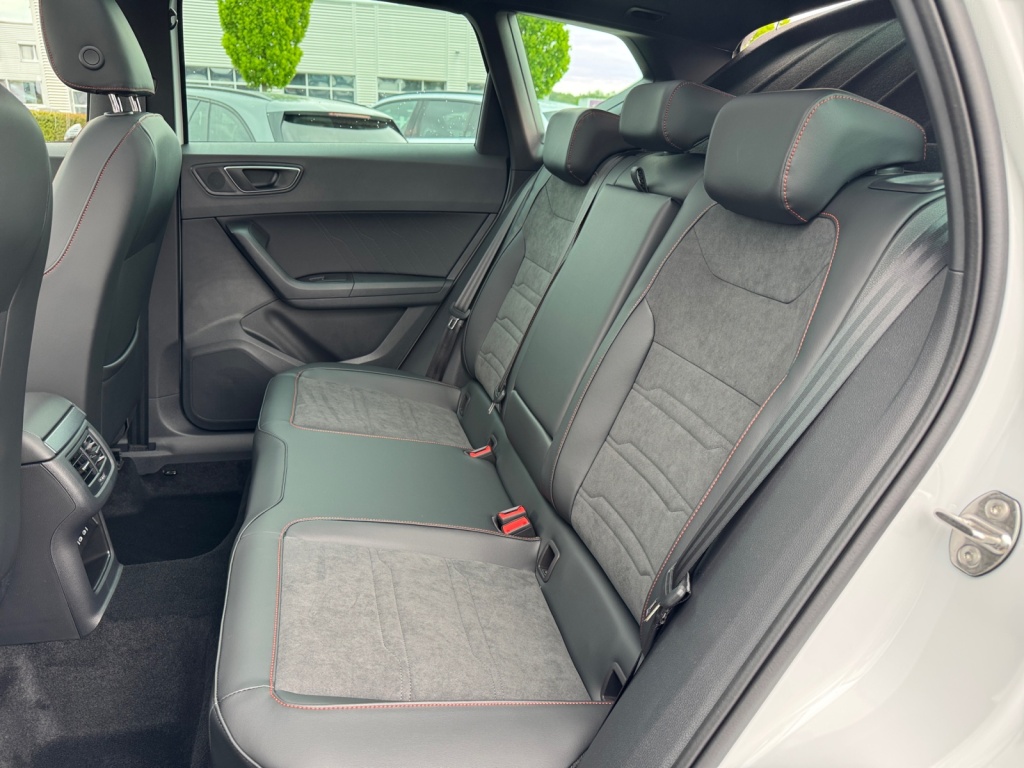 Ateca 2.0 TDI FR 7-G DSG+NAVI+PANO+AHK+XL PAKET