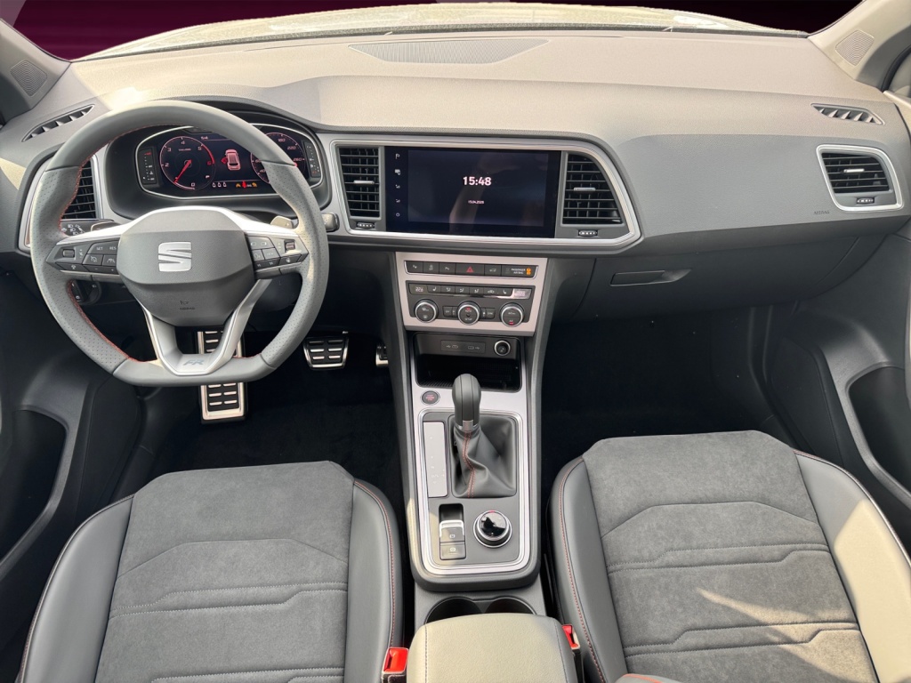 Ateca 2.0 TDI FR 7-G DSG+NAVI+AHK+KAMERA+LED AHK