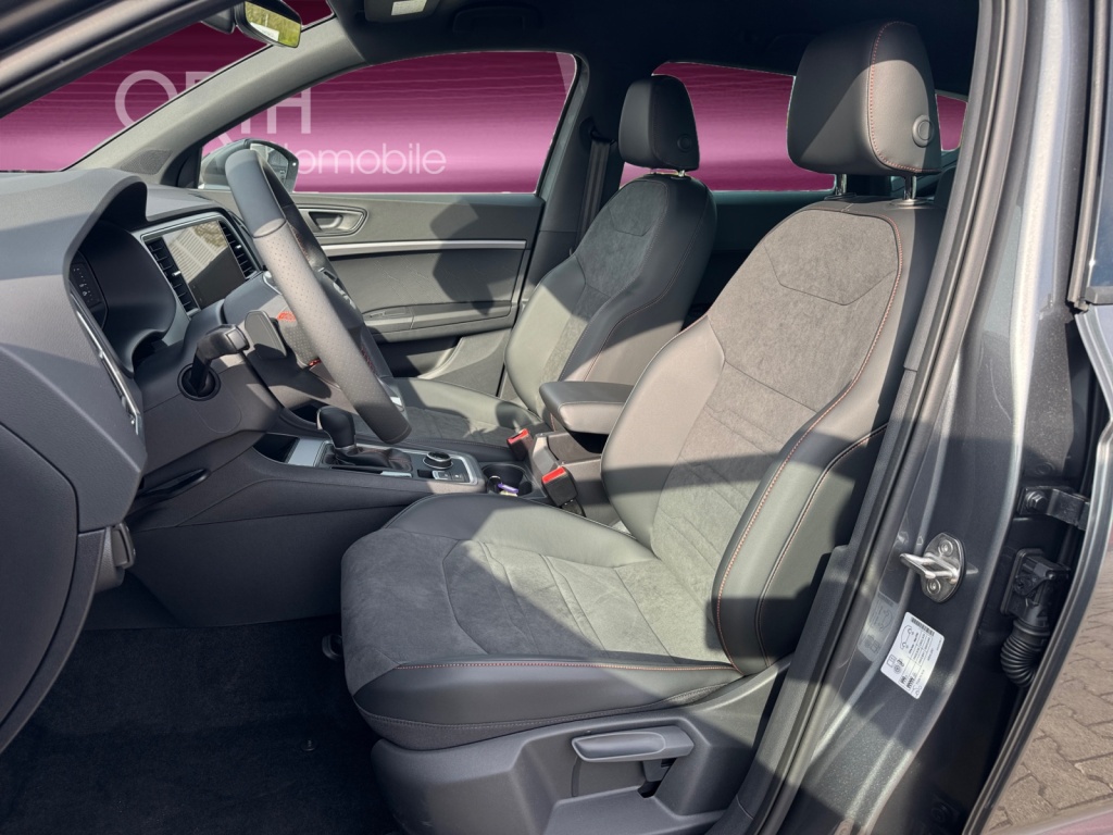 Ateca 2.0 TDI FR 7-G DSG+NAVI+AHK+KAMERA+LED AHK