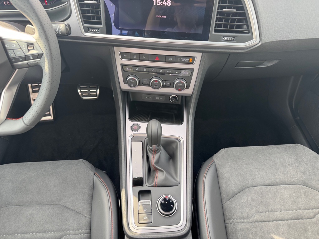 Ateca 2.0 TDI FR 7-G DSG+NAVI+AHK+KAMERA+LED AHK