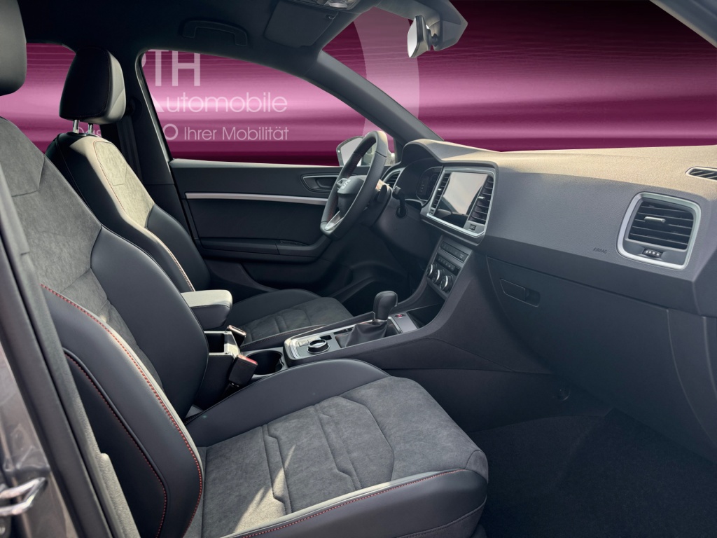 Ateca 2.0 TDI FR 7-G DSG+NAVI+AHK+KAMERA+LED AHK