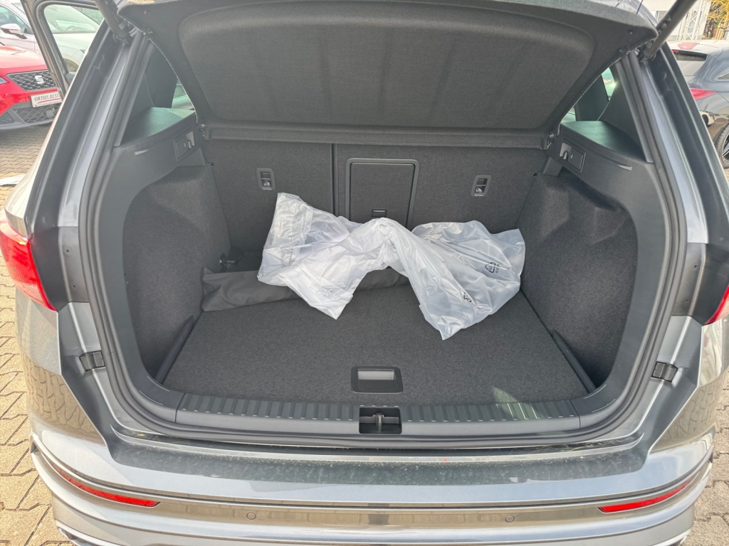 Ateca 2.0 TDI FR 7-G DSG+NAVI+AHK+KAMERA+LED AHK