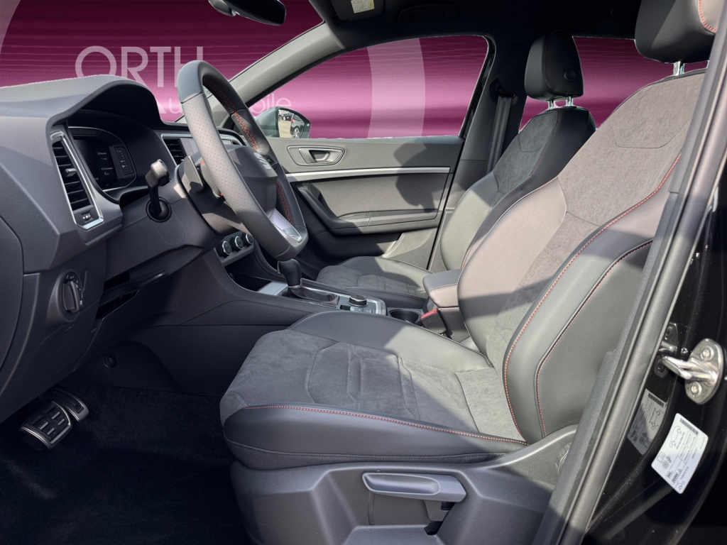 Ateca 2.0 TDI FR 7-G DSG+NAVI+SHZ+AHK+RFK ACC LM