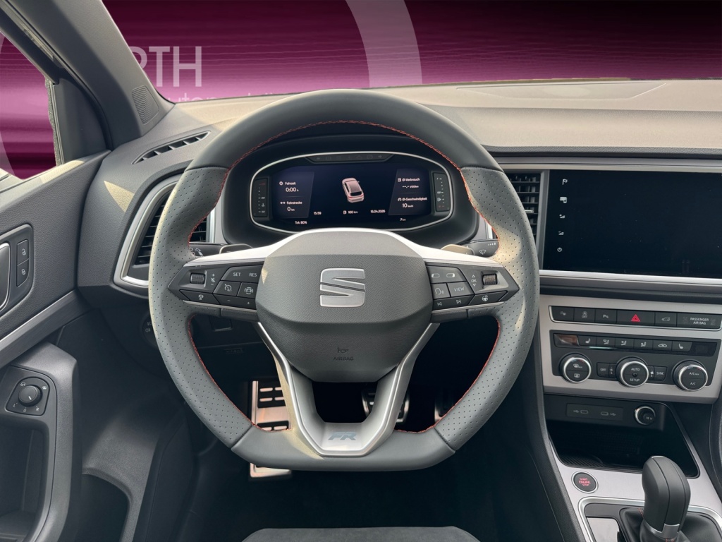 Ateca 2.0 TDI FR 7-G DSG+NAVI+SHZ+AHK+RFK ACC LM