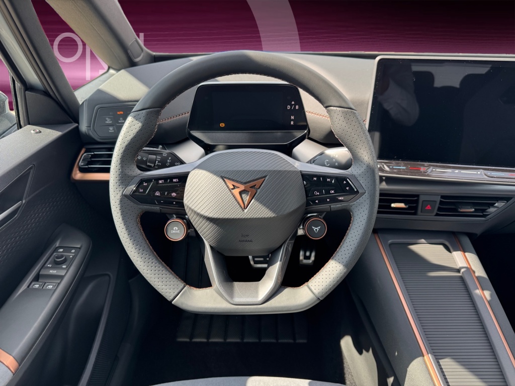 Born Edition Dynamic 231PS NAVI+SHZ+ACC+RFK+PDC