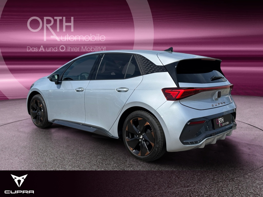Born Edition Dynamic 231PS NAVI+SHZ+ACC+RFK+PDC