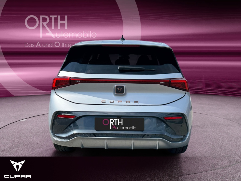 Born Edition Dynamic 231PS NAVI+SHZ+ACC+RFK+PDC