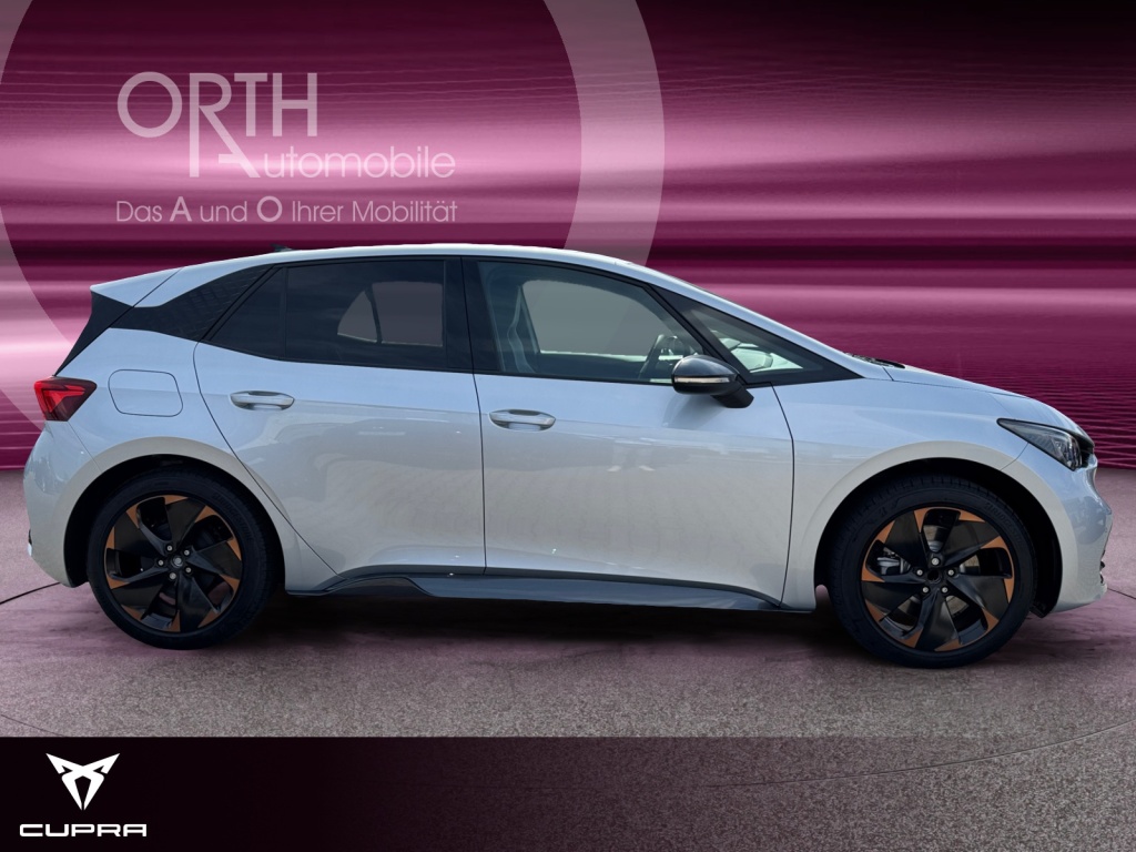 Born Edition Dynamic 231PS NAVI+SHZ+ACC+RFK+PDC