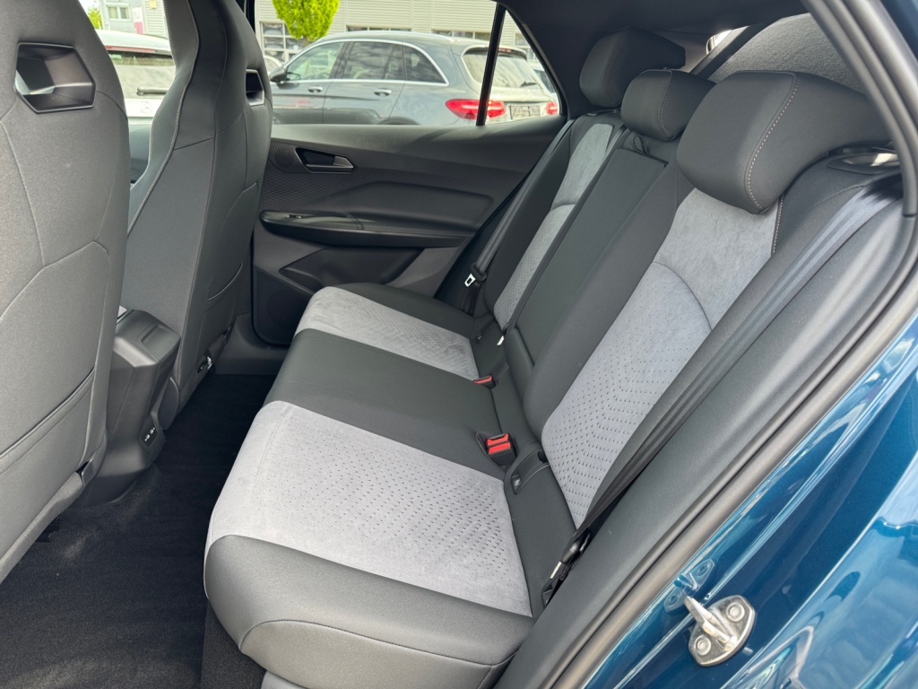 Born Edition Dynam 231PS 60kWh NAVI+SHZ+LED+PDC