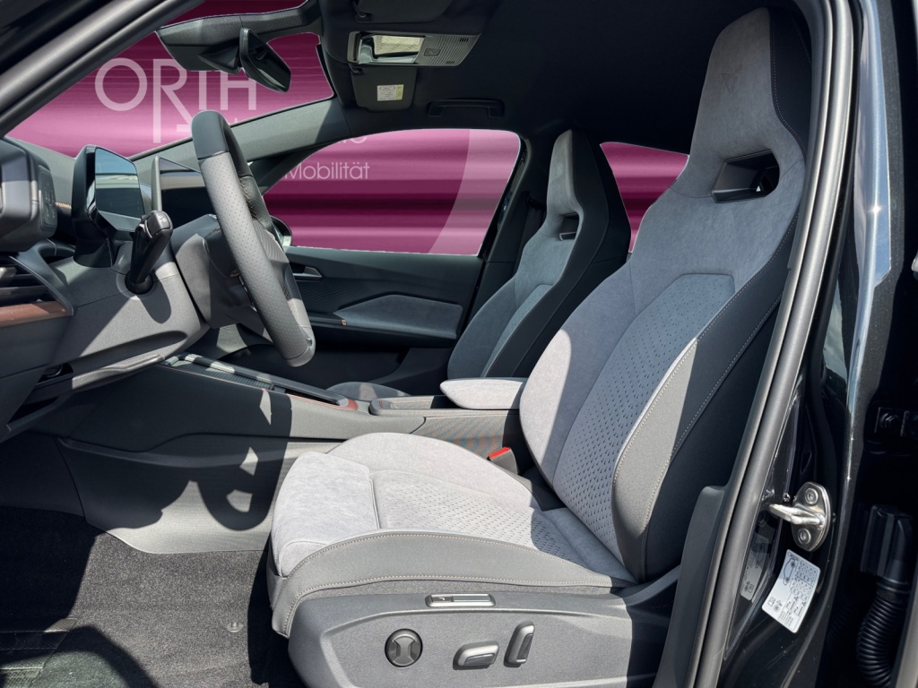 Born Edition Dynamic 231PS NAVI+SHZ+eBOOST+ACC
