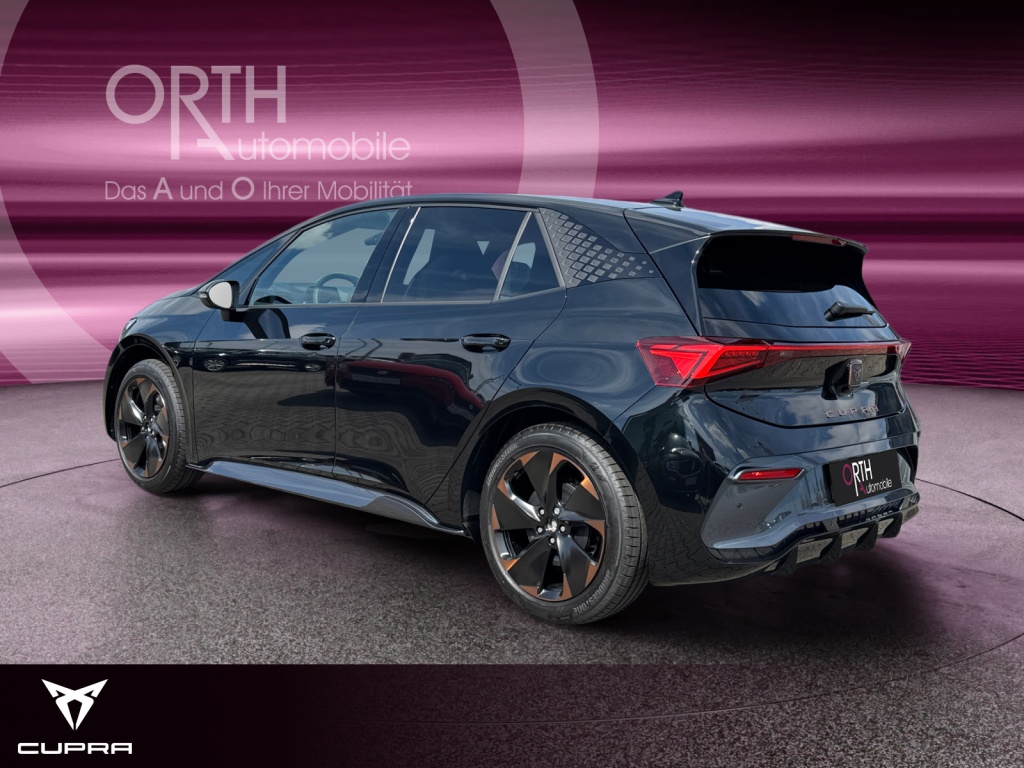 Born Edition Dynamic 231PS NAVI+SHZ+eBOOST+ACC