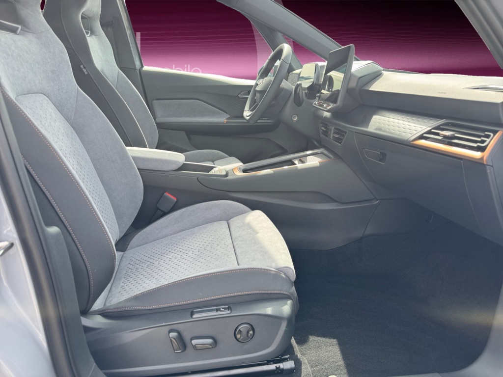 Born Edition Dynamic 231PS 79kWh HUD+HEAD-PUMP