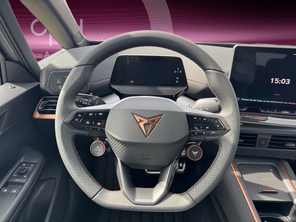 Born Edition Dynamic 231PS 79kWh HUD+HEAD-PUMP