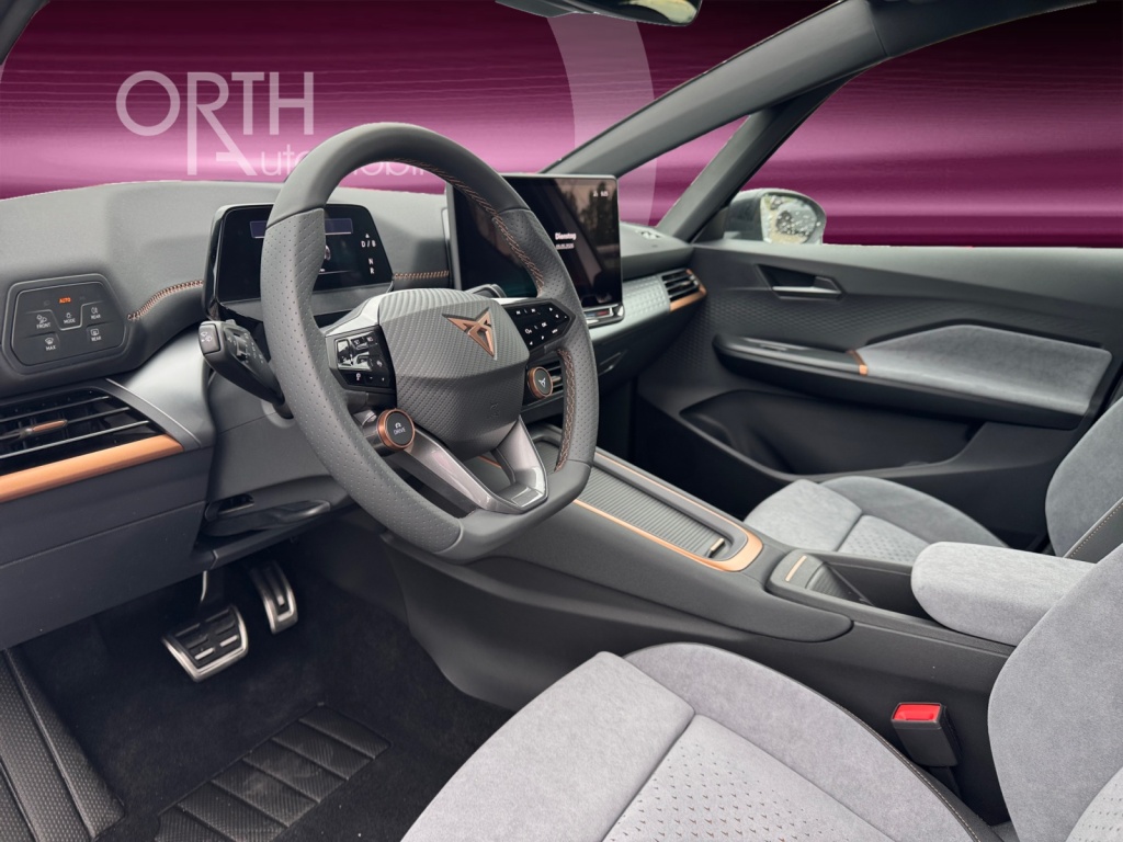 Born Dynamic 231PS 79kwh HUD+NAVI+HEAT-PUMP+LED