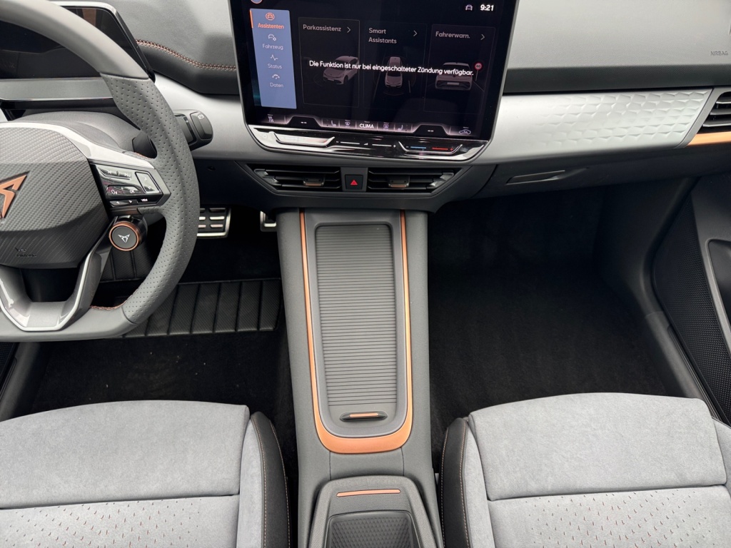 Born Dynamic 231PS 79kwh HUD+NAVI+HEAT-PUMP+LED
