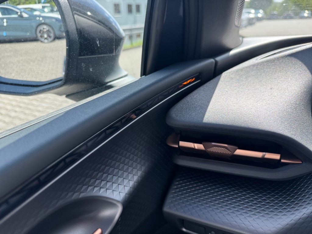 Raval Endurance Edition Dynamic 211 PS 52 kWh+