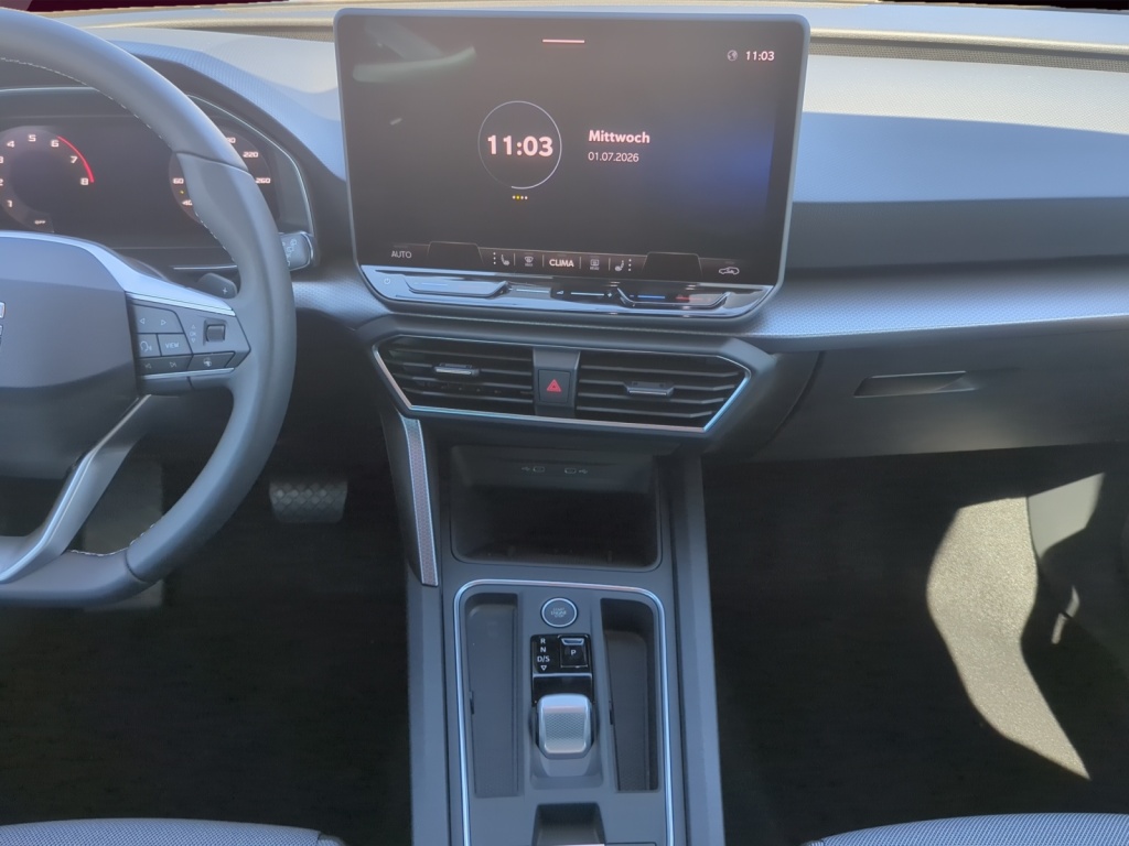 Leon 1.5 eTSI Road Edition DSG+NAVI+SHZ+PAKET M