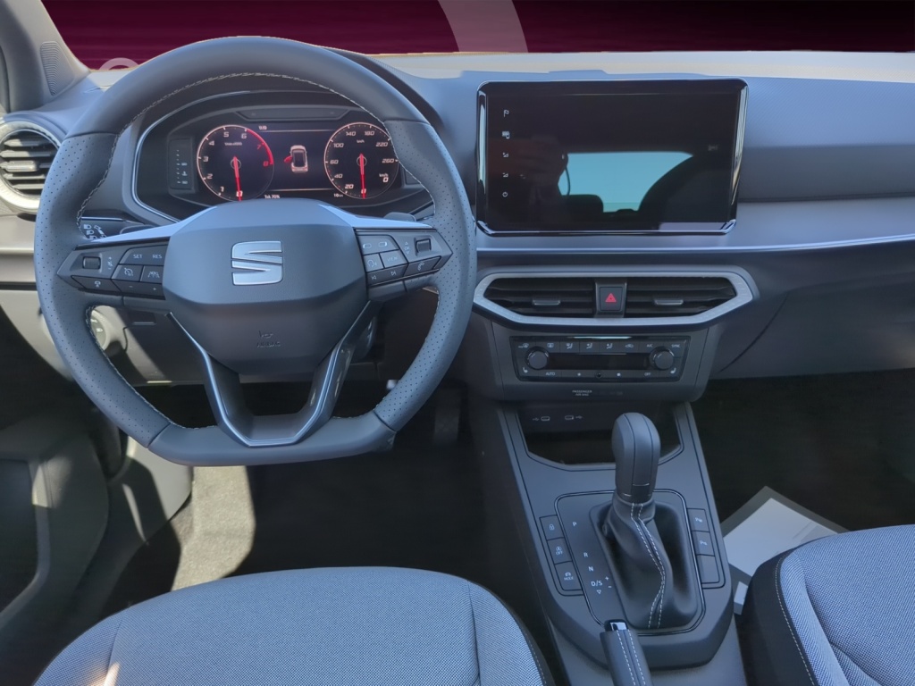 Arona 1.0 TSI FR DSG+NAVI+CARPLAY+SHZ+ACC+RFK LM
