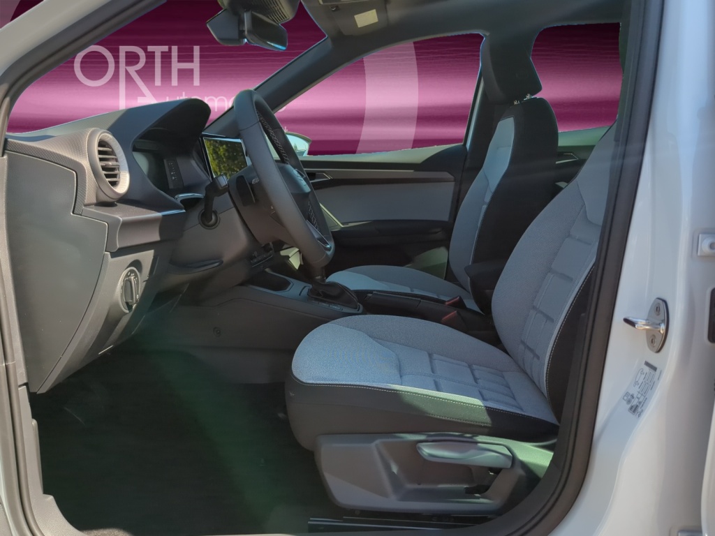 Arona 1.0 TSI FR DSG+NAVI+CARPLAY+SHZ+ACC+RFK LM