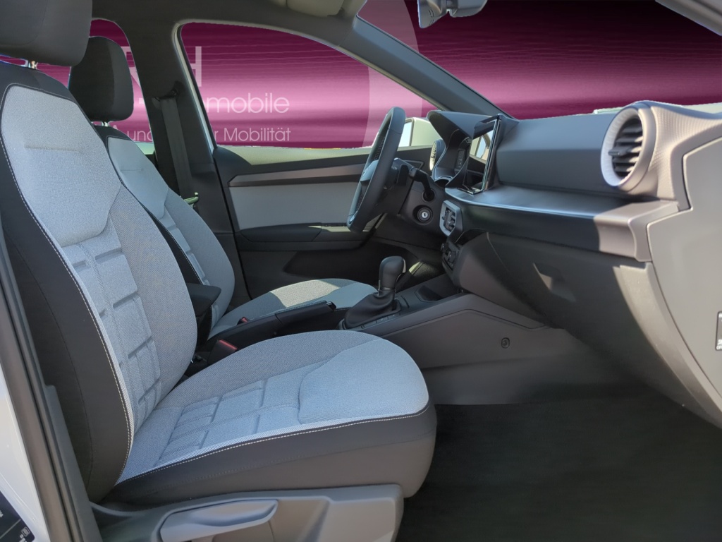Arona 1.0 TSI FR DSG+NAVI+CARPLAY+SHZ+ACC+RFK LM