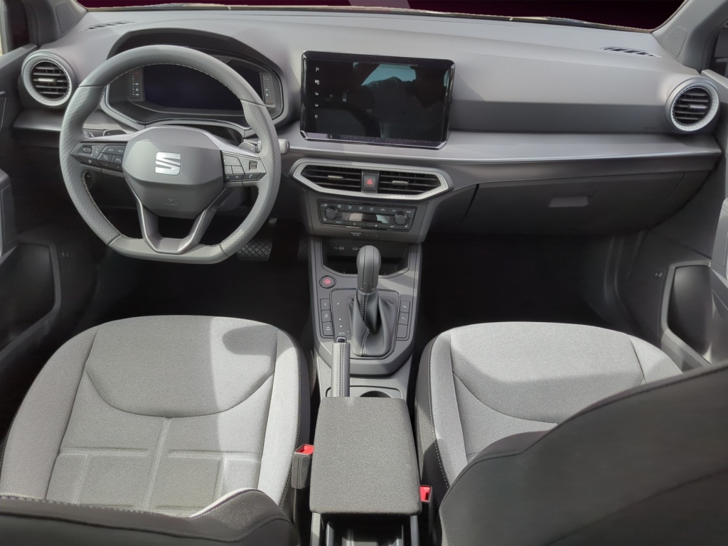 Arona 1.0 TSI FR DSG+NAVI+SHZ+SOUND+LED+18+RFK